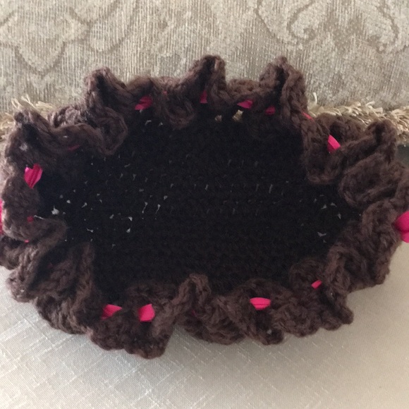 HAND CRAFTED Drawstring Wristlet Baguette Vintage Crochet Brown Pink - Picture 5 of 9